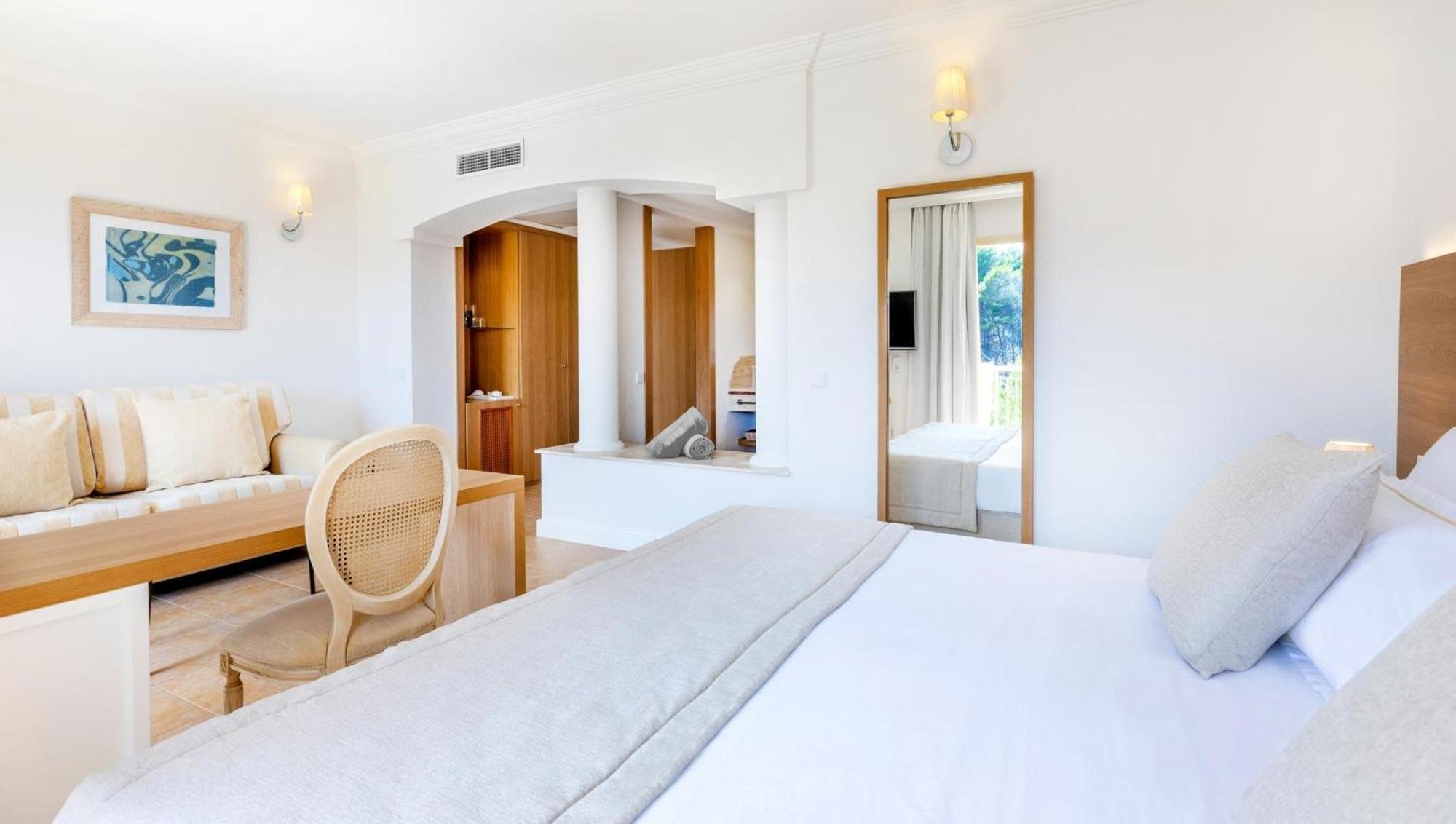 Viva Cala Mesquida Suites & Spa Adults Only 16 Exterior photo
